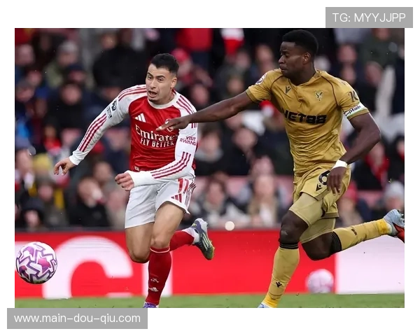 英超争冠与争四格局白热化,曼城紧追,利物浦掉队 英超争冠与争四格局白热化,曼城紧追,利物浦掉队