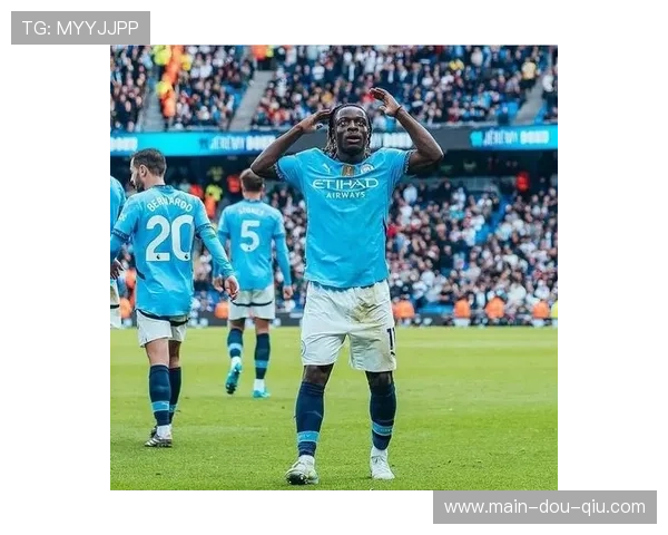 曼城2-1西汉姆联:边路传中与中路渗透战术平衡之道 曼城2-1西汉姆联:边路传中与中路渗透战术平衡之道